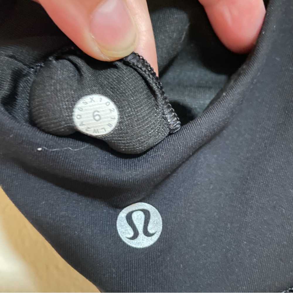 Lululemon Athletica‎ Time To Sweat Bra- Black Size 6 - Picture 5 of 5